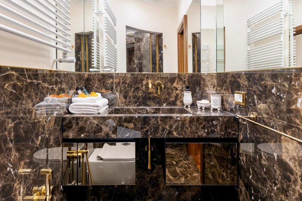 Apartment Atticus Luxury Studio In The Heart Of Ancient *