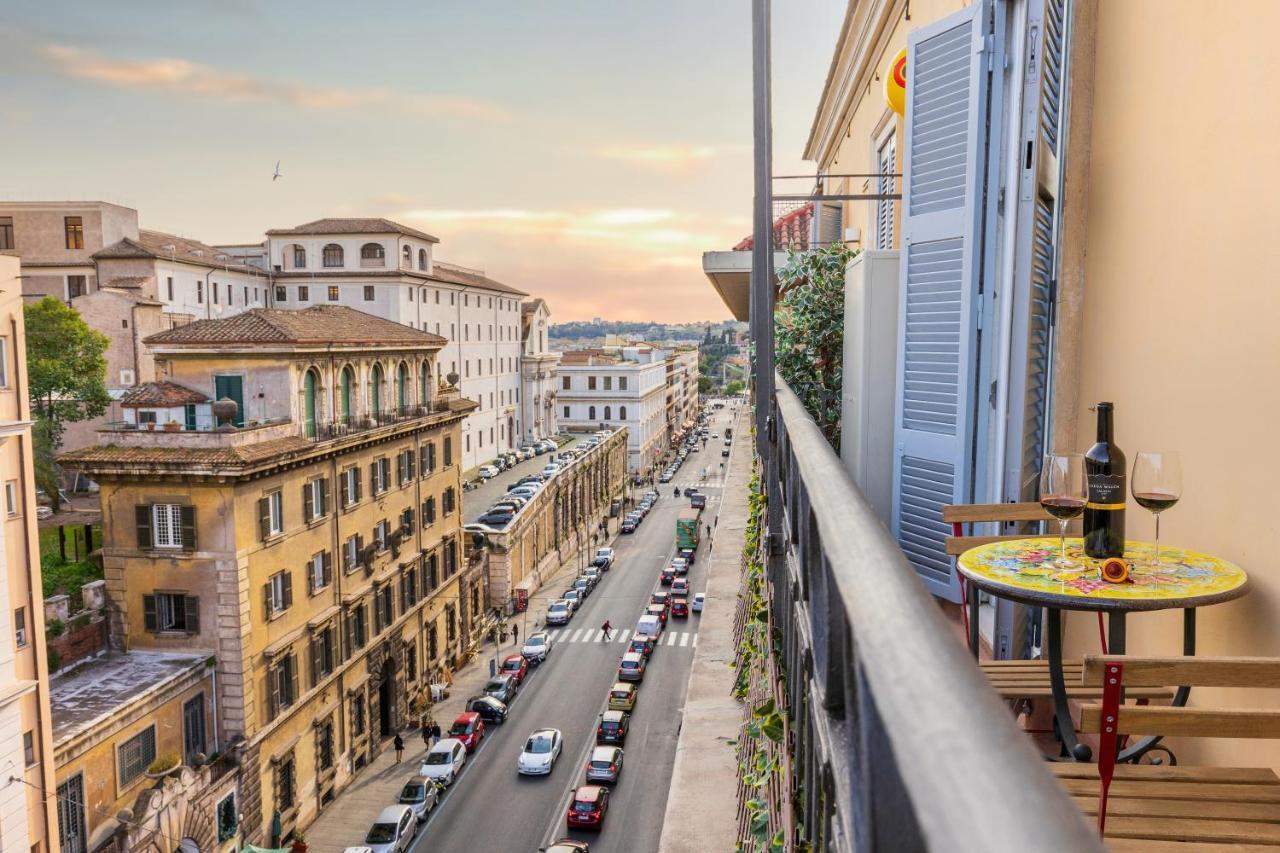Apartment Atticus Luxury Studio In The Heart Of Ancient Rom
