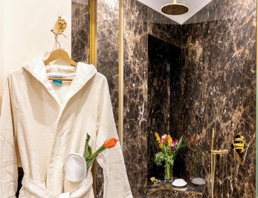Apartment Atticus Luxury Studio In The Heart Of Ancient Rom