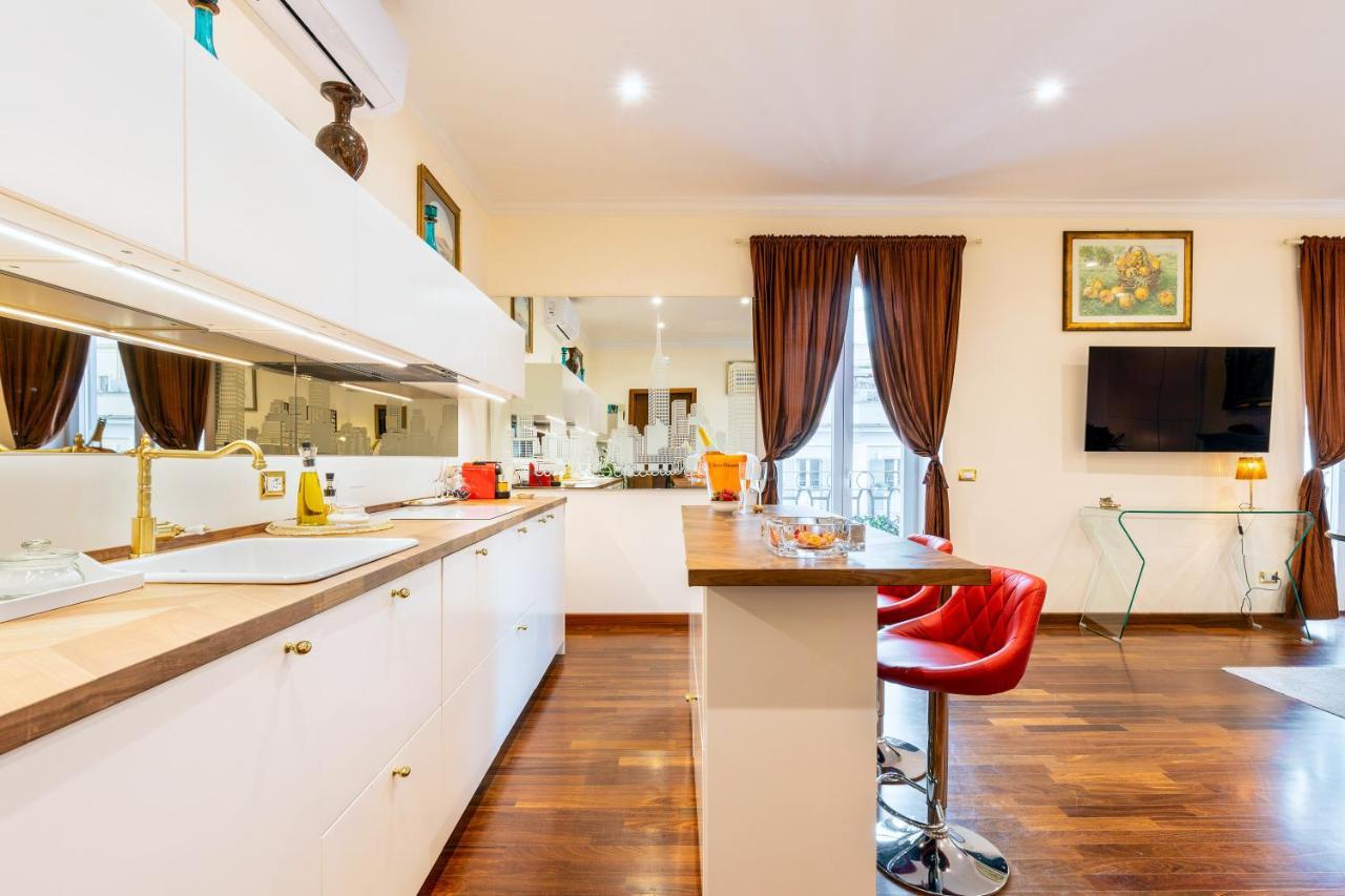 Apartment Atticus Luxury Studio In The Heart Of Ancient